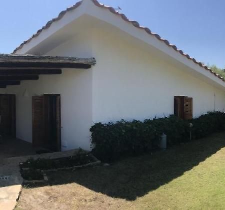 Porto Istana Beach House Olbia Buitenkant foto