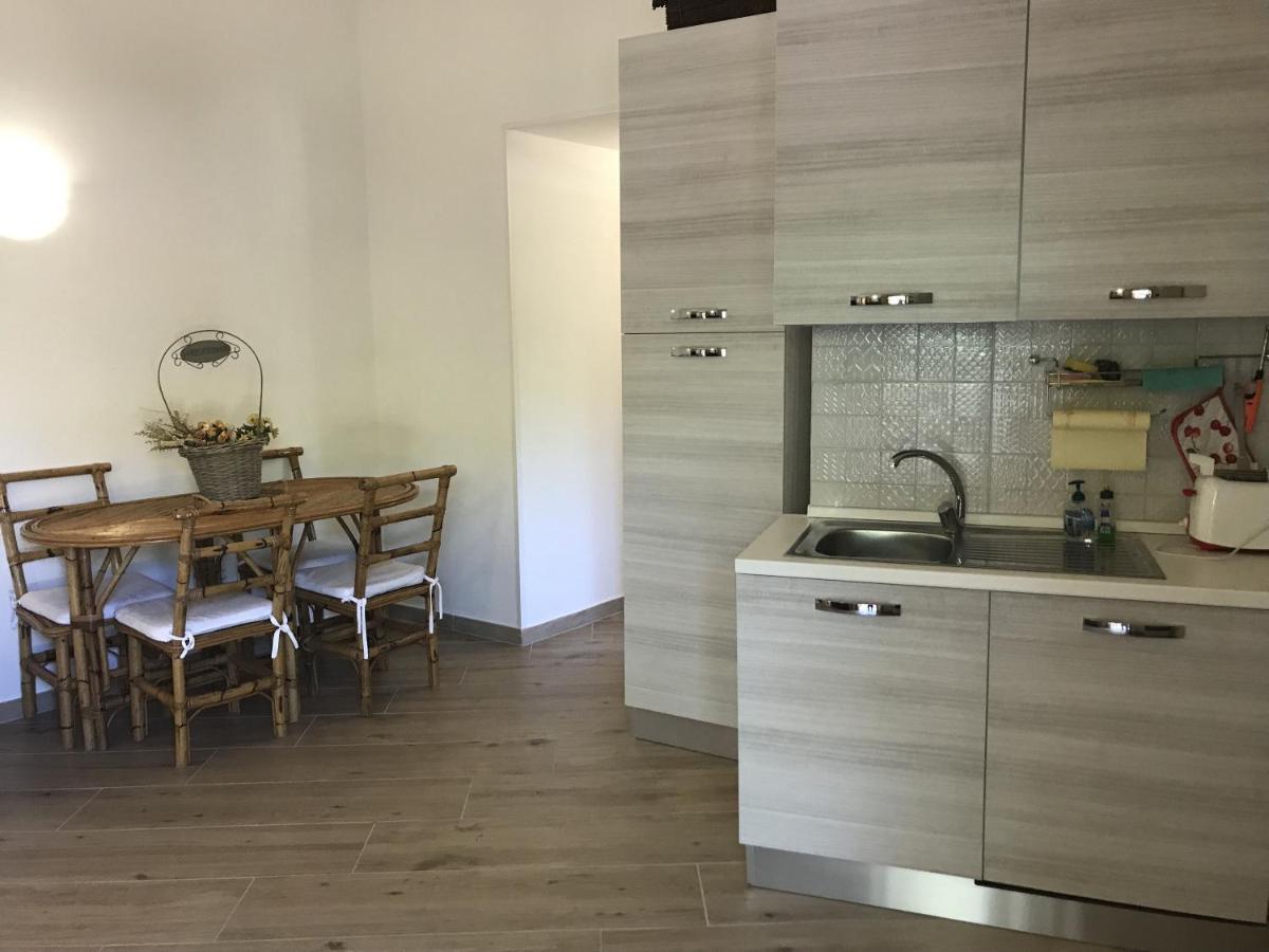 Porto Istana Beach House Olbia Buitenkant foto